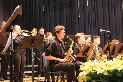 Band performs in winter concert