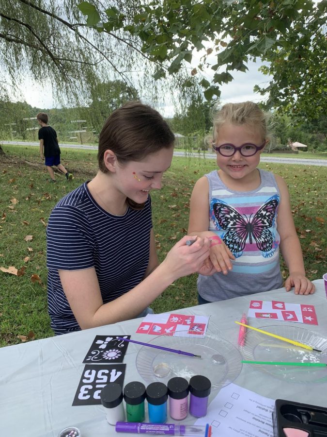 Senior Sophie Godfrey volunteers at the Lavender Farm.