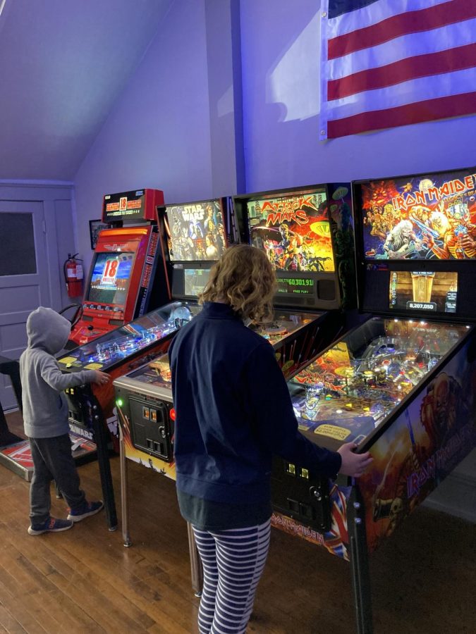 Lexington locals enjoy gaming at the arcade