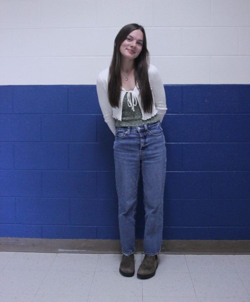 Junior Madelyn Jones shows off her favorite winter outfit.
