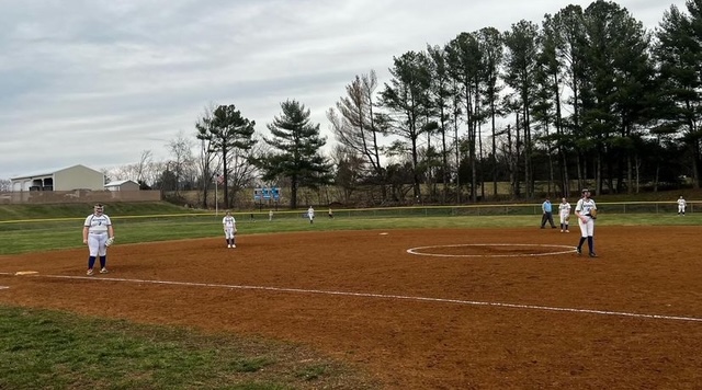 Girls+softball+scrimmage+against+Amherst+County.+Photo+courtesy+Mr.+Rogers.+