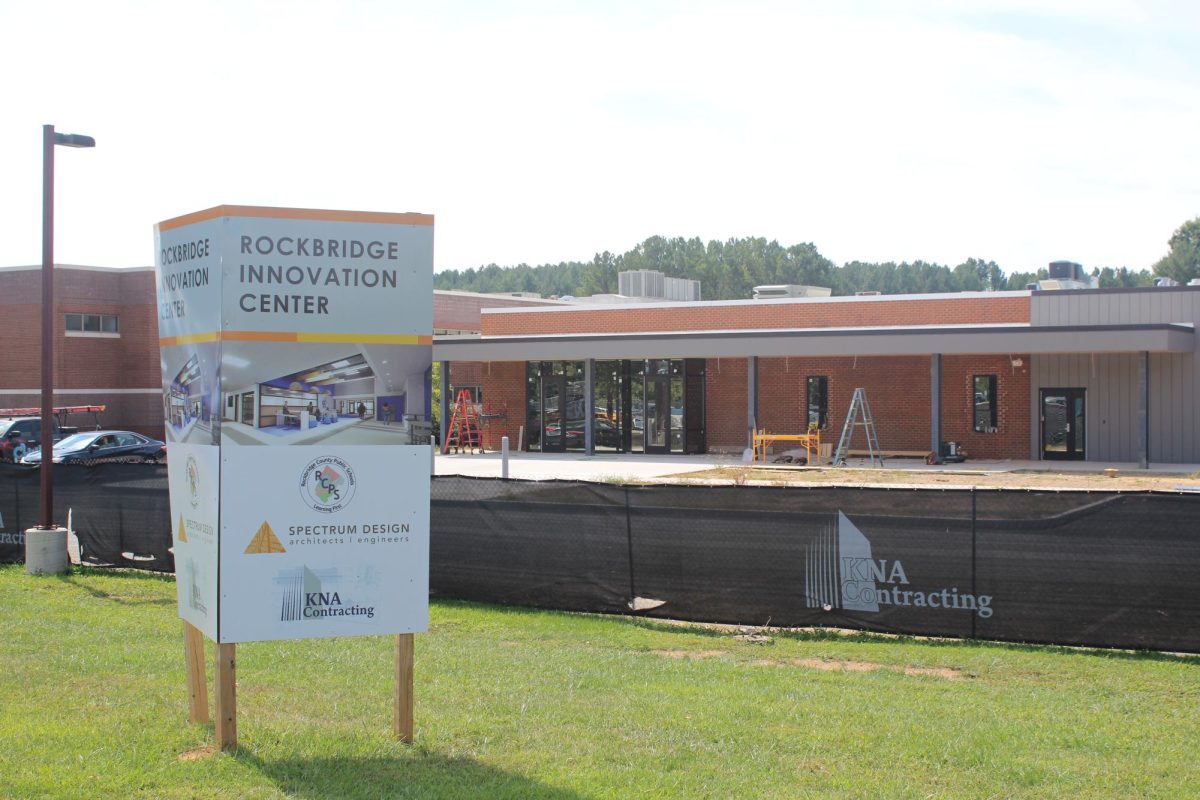 CTE Innovation Sign in Front of Buildng