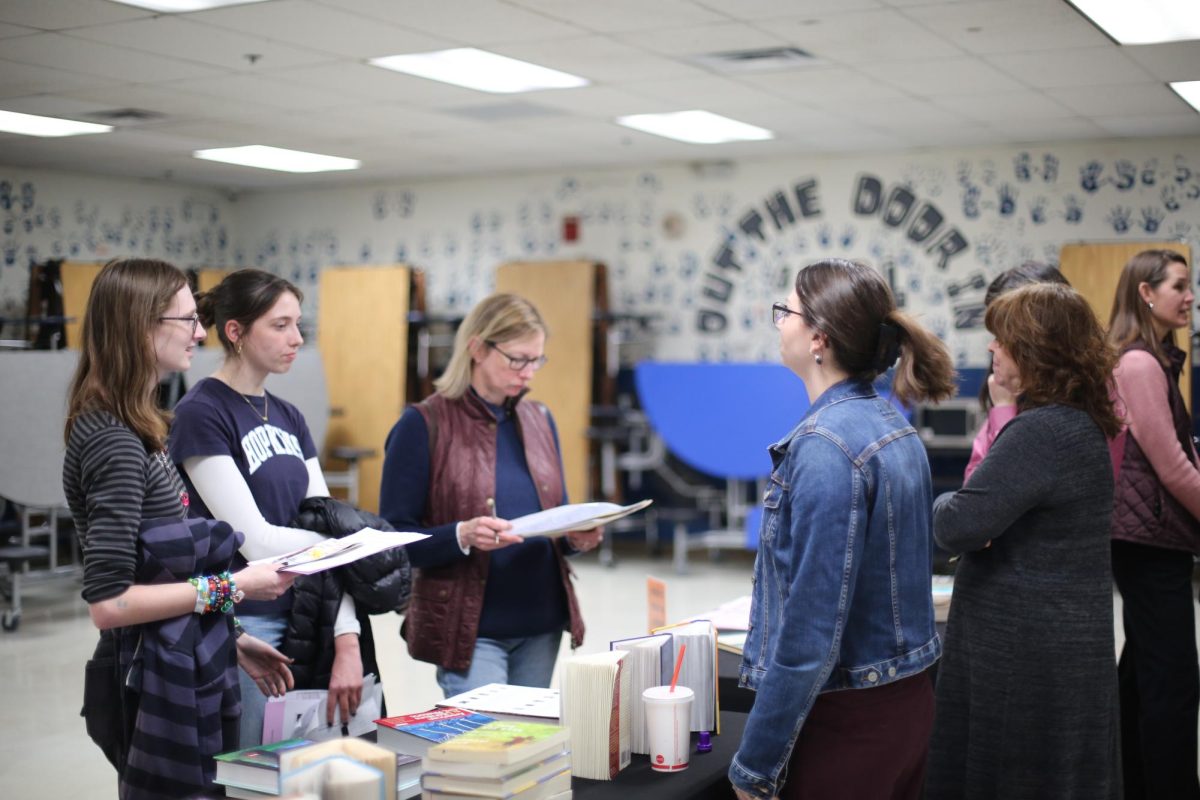 English teacher, Ashlee Payne, explaining her English class. Photo by Addie Flint.